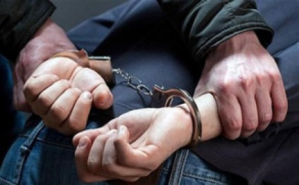 Yol polisinin "saxla" əmrinə məhəl qoymadı – 24 yaşlı sürücü tutuldu
