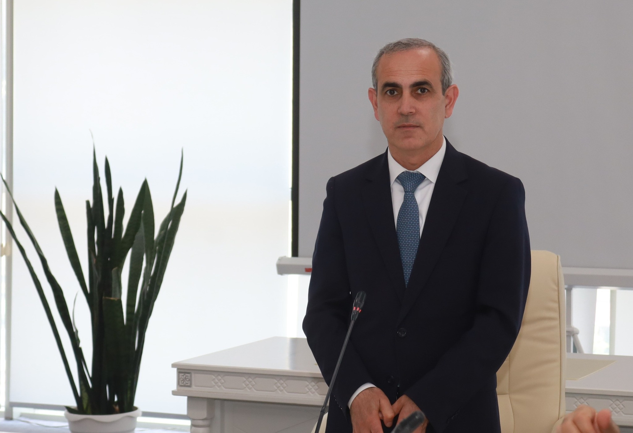 Mərkəzi Elmi Kitabxanada 2026-cı ilin yarımillik hesabatına dair müşavirə keçirilib