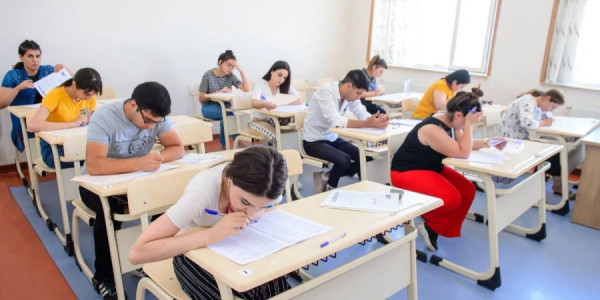 Bazar günü 51 mindən çox abituriyent üçün qəbul imtahanı keçiriləcək