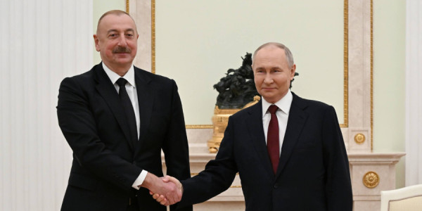 Putin: Rusiya İrana humanitar yardımın göndərilməsində köməyə görə Azərbaycan rəhbərliyinə minnətdardır