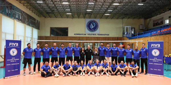 Beynəlxalq Voleybol Federasiyasının seminarı başa çatıb