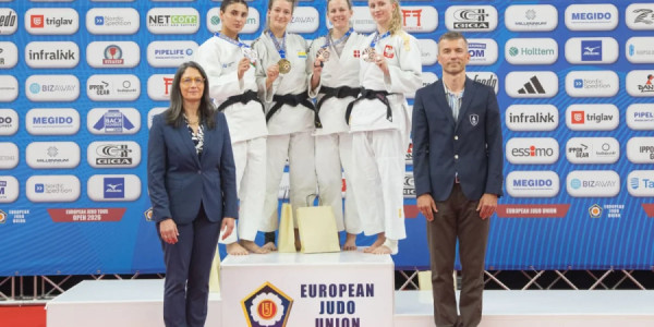 Azərbaycan cüdoçuları ilk yarış günündə iki medal qazanıblar