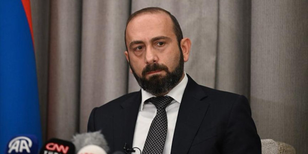 Mirzoyan: Rusiya ilə münasibətlər sağlamlaşmalıdır