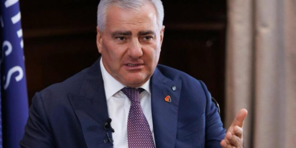 Karapetyan: Ermənistan hamı ilə balans tapmalıdır