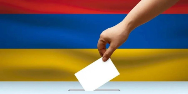 Ermənistanda seçki pozuntuları ilə bağlı 17 müraciət qeydə alınıb