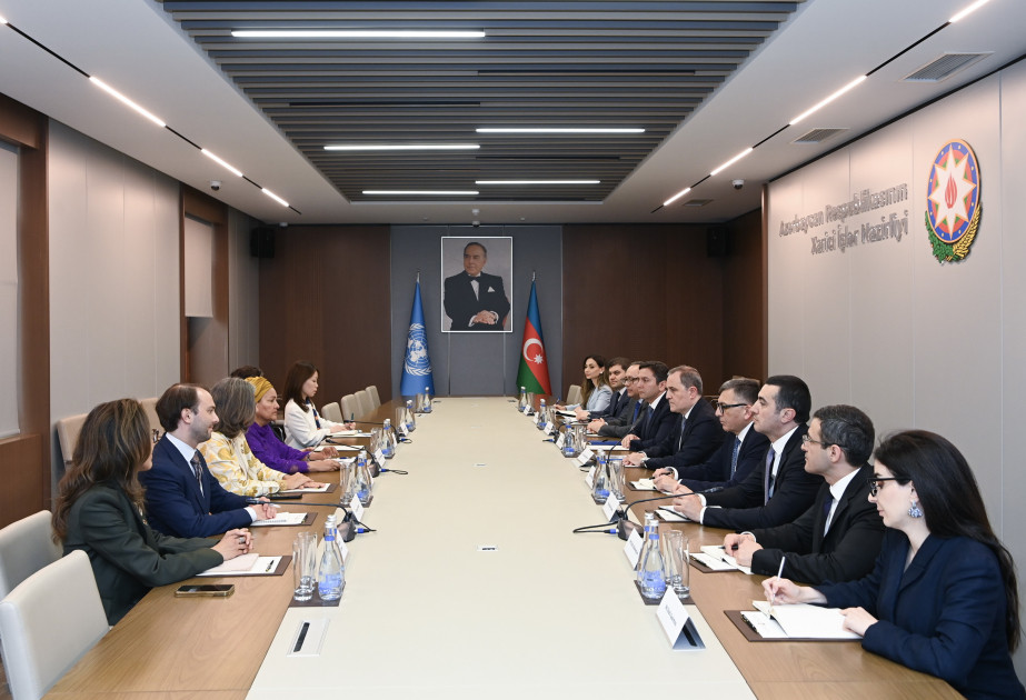 Türkiyə, Azərbaycan və Gürcüstan XİN başçıları İstanbul Bəyannaməsi imzalayıblar