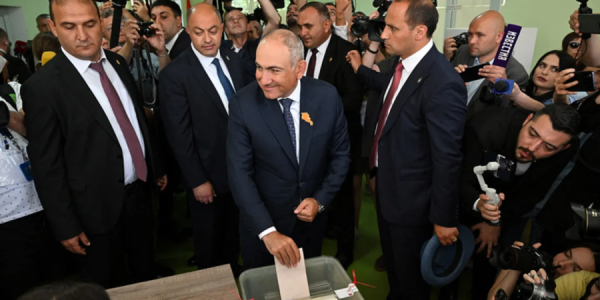 Ermənistandakı seçkilər geosiyasi qarşıdurmalar fonunda -