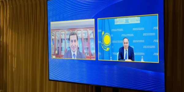 Hikmət Hacıyev: Ermənistanla münaqişənin həllindən sonra Azərbaycan orta güc konsepsiyasına keçib