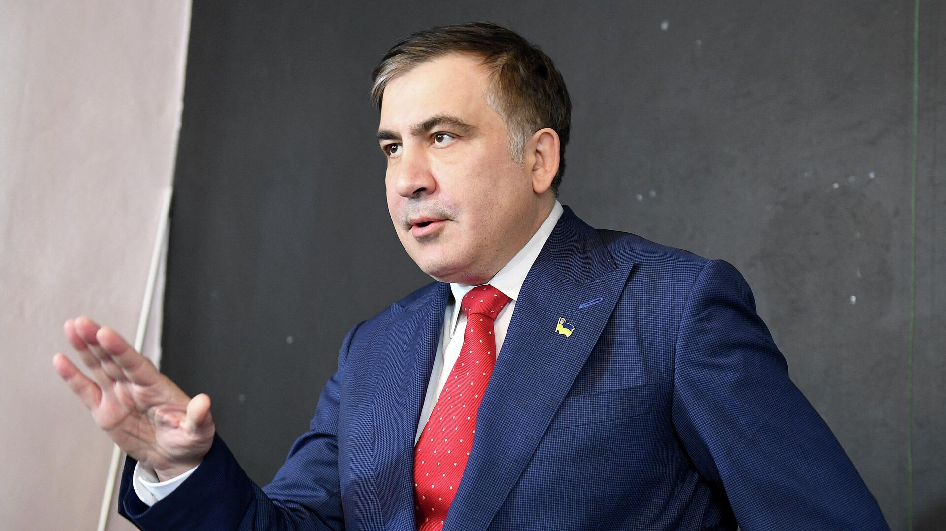 Saakaşvili: Paşinyanın qələbəsi region üçün parlaq gələcək vəd edir