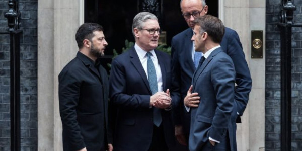 Rusiya XİN rəsmisi Britaniya, Fransa və Almaniya səfirləri ilə görüşüb
