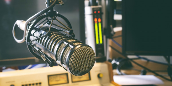 Uğur Canbolat: Radio səsin yaddaşı, insanın ən səmimi yol yoldaşıdır