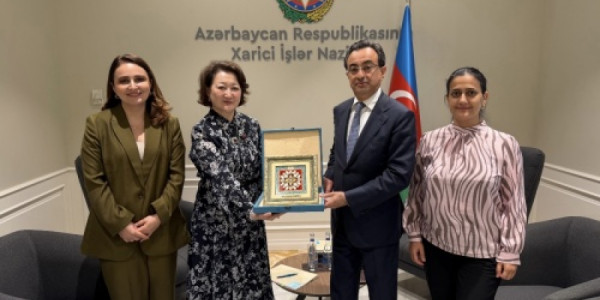 Türk Mədəniyyəti və İrsi Fondu ilə Azərbaycan XİN arasında mədəni irsin qorunması ilə bağlı fikir mübadiləsi aparılıb