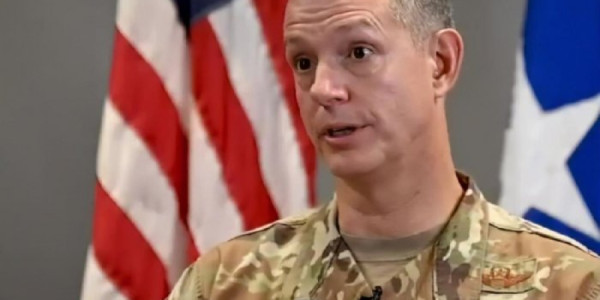 NATO komandanı: Rusiya Baltikyanı ölkələrə hücum riskinə getməyəcək