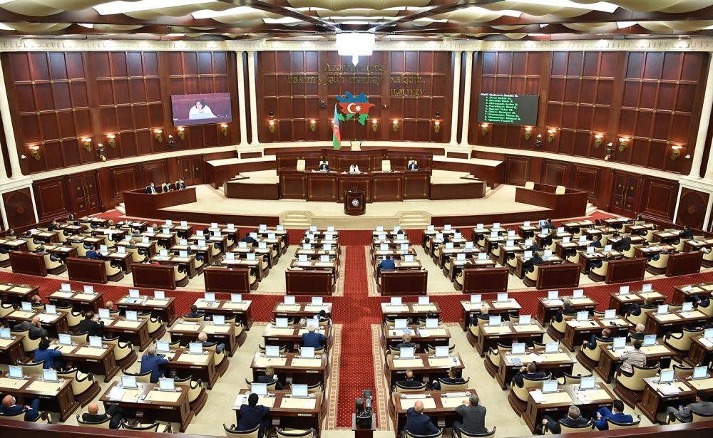 Milli Məclisdən məcburi köçkünlərlə bağlı