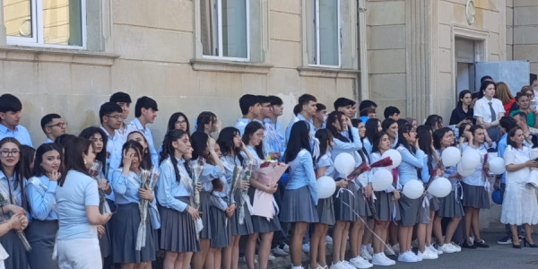 Son Zəng – Məktəb həyatının unudulmaz vida mərasimi