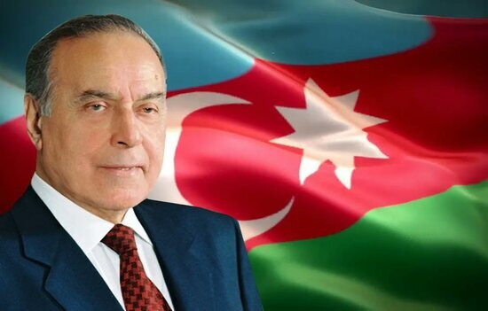 Ulu Öndərin ən böyük arzusu Azərbaycanı bütöv görmək idi -