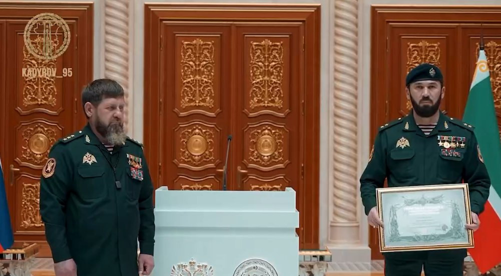Kadırov Rusiya Müdafiə Nazirliyinin fəxri fərmanı ilə təltif olunub