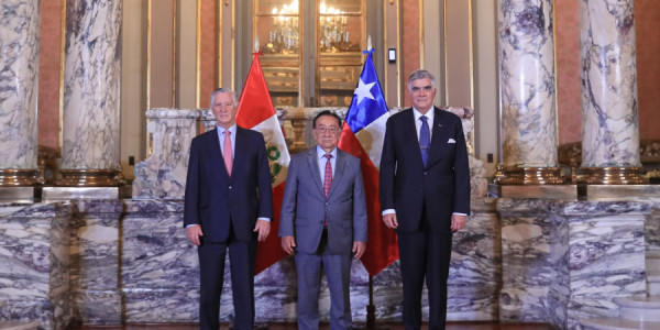 Azərbaycan səfiri etimadnaməsini Peru Prezidentinə təqdim edib