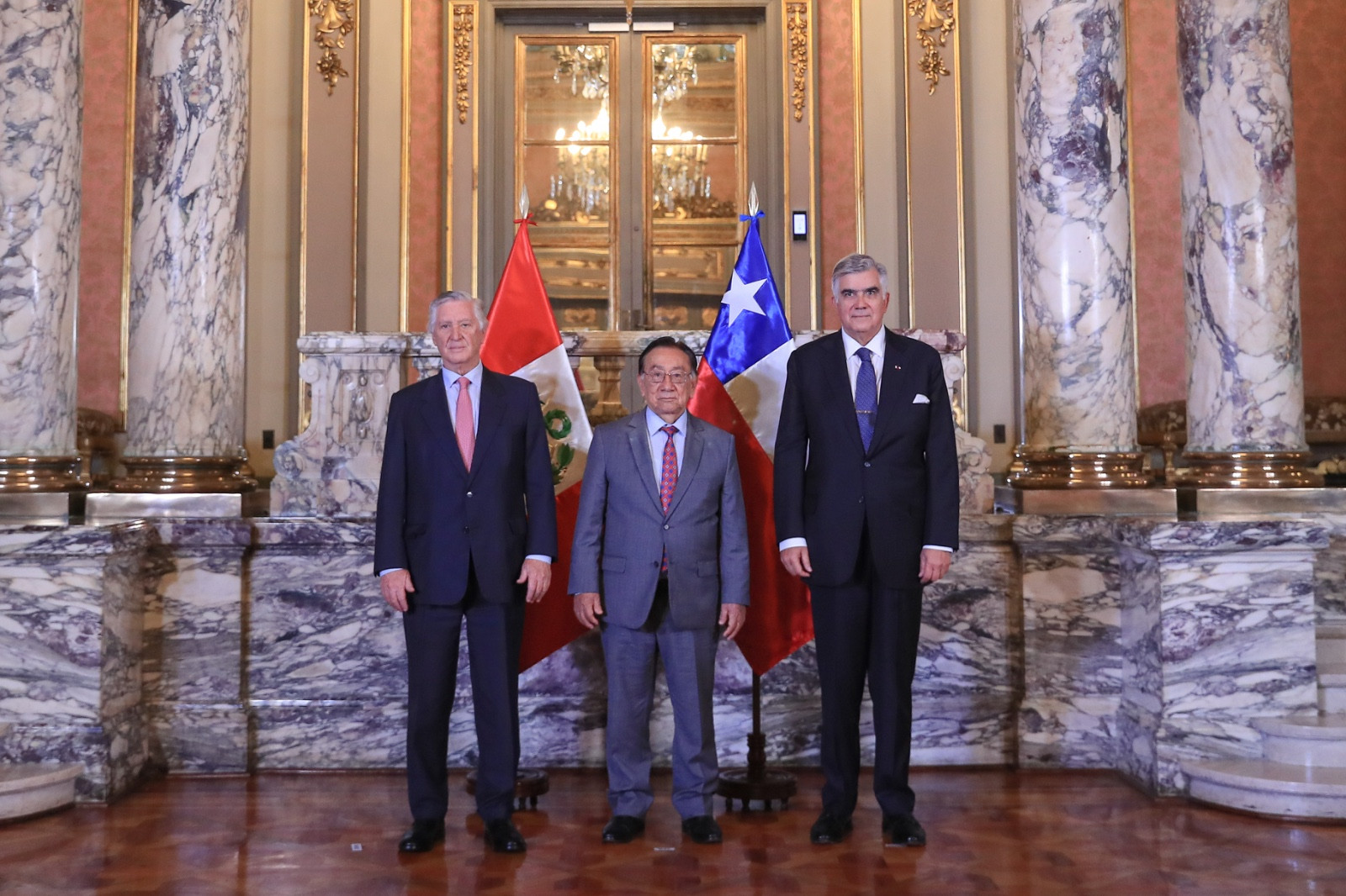 Azərbaycan səfiri etimadnaməsini Peru Prezidentinə təqdim edib