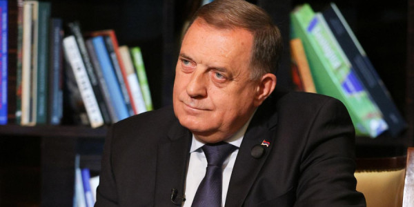 Serb siyasətçi: Qərbin Rusiya ilə bağlı niyyətlərinə etibar etmək çətindir
