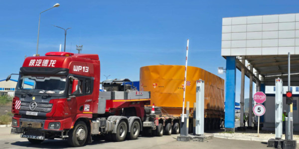 Kurık limanında Trans-Xəzər fiber-optik kabel xətti üçün yük qəbul edilib