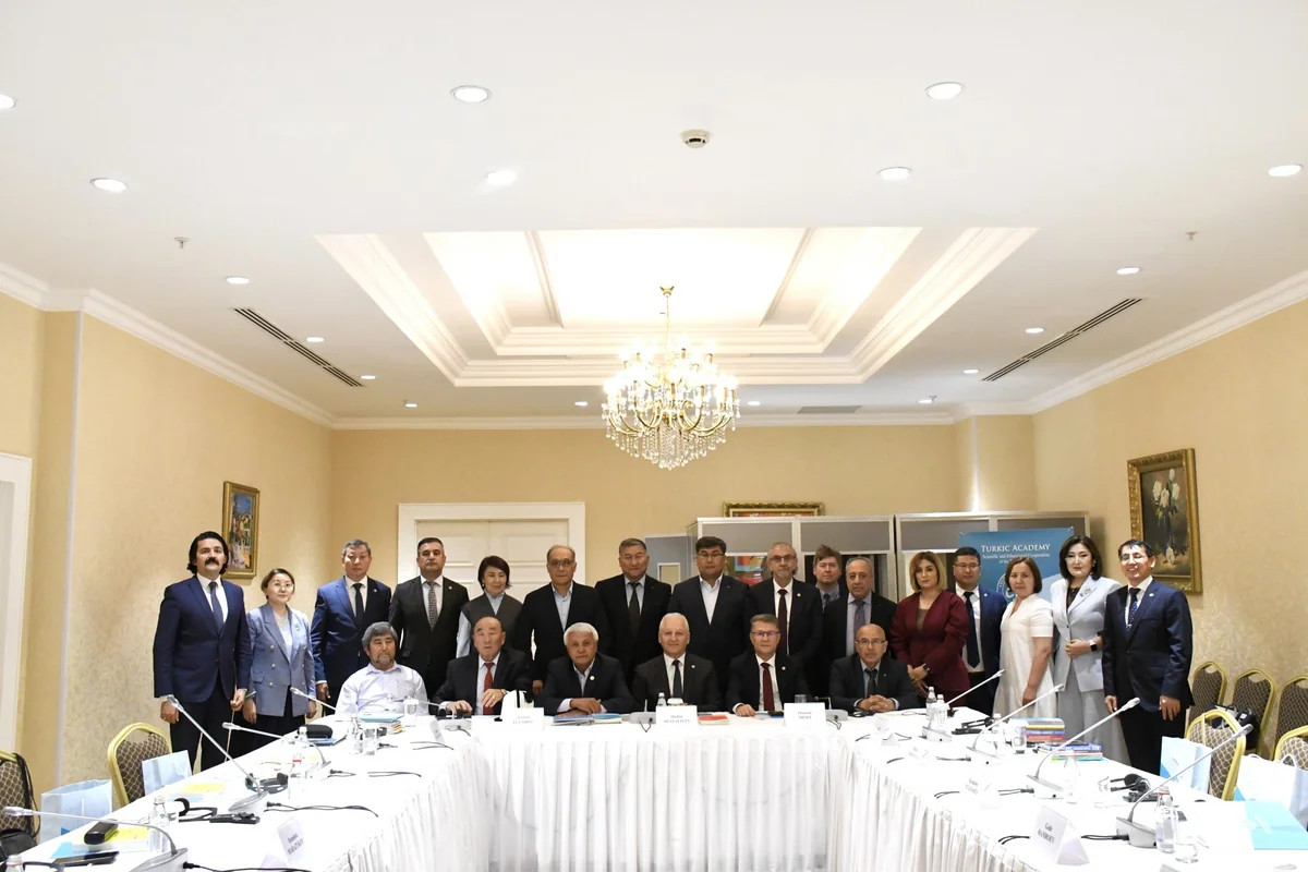 Astanada Ortaq Türk Əlifbası Komissiyasının dördüncü iclası keçirilib