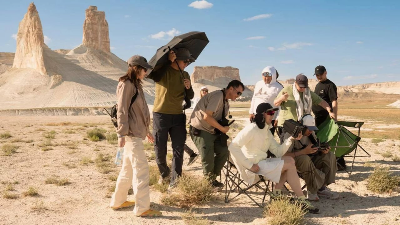 Ceki Çanın yeni filminin çəkilişləri Qazaxıstanda davam edir
