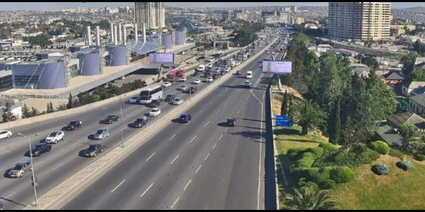 Bu yollarda tıxac var -