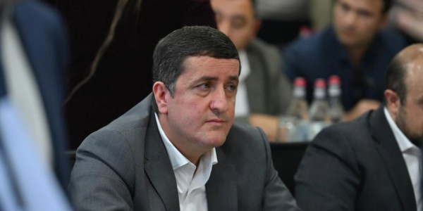 Ermənistanda deputatlığa namizəd barəsində cinayət təqibinə icazə verilib