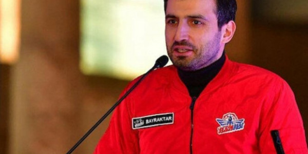Səlcuq Bayraktar: Süni intellekt sahəsində qlobal monopoliyalar bəşəriyyətin resurslarını nəzarətə almağa çalışır
