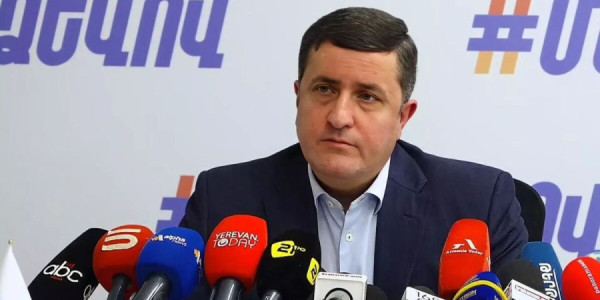 Ermənistanda siyasi təmizləmələr davam edir