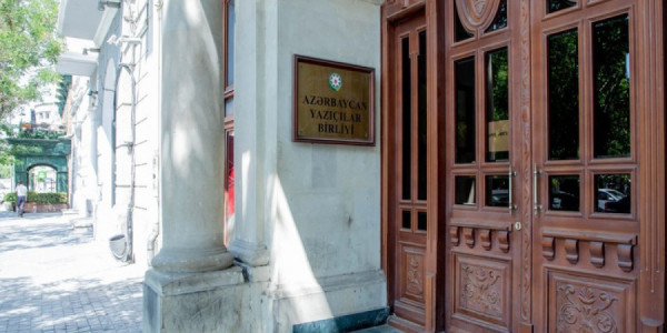 Yazıçılar Birliyi üzvlüklə bağlı qərar verdi