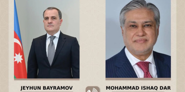 Ceyhun Bayramov ilə İshaq Dar ABŞ və İran arasında əldə olunan razılşamanı müzakirə ediblər