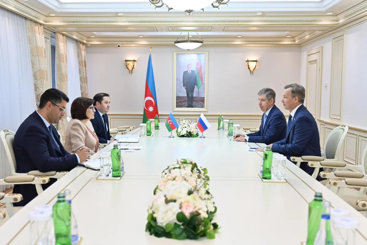 Azərbaycan və Rusiya parlamentləri arasında əlaqələrin inkişafı müzakirə edilib