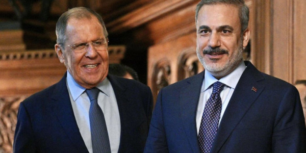 Fidan Ermənistandakı seçkilərdən sonra Moskvaya getdi: Cənubi Qafqazda nizam dəyişir