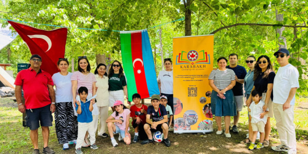 “Qarabağ” Azərbaycan Dili Məktəbi dilimizi və milli-mənəvi dəyərlərimizi yaşadır