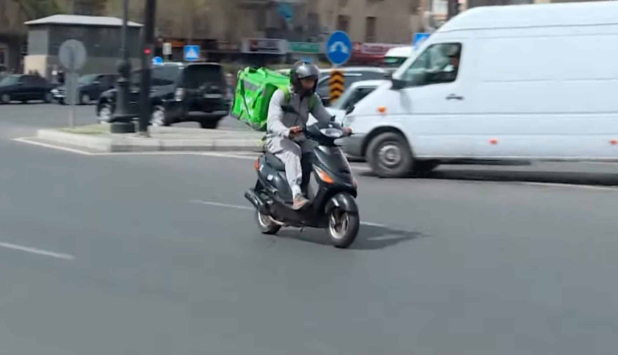 Milli Məclis bəzi qanunların mopedlərlə bağlı qanunvericiliyə uyğunlaşdırılmasını ilk oxunuşda təsdiqləyib