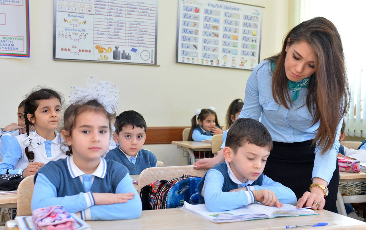 Milli Məclisdən məktəb geyimi ilə bağlı yeni qərar
