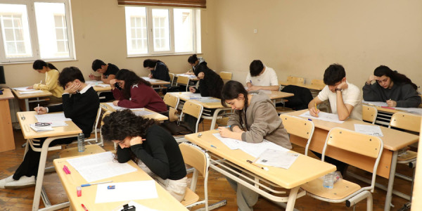 Sabah 9-cu siniflər üçün bir sıra imtahanlar keçiriləcək