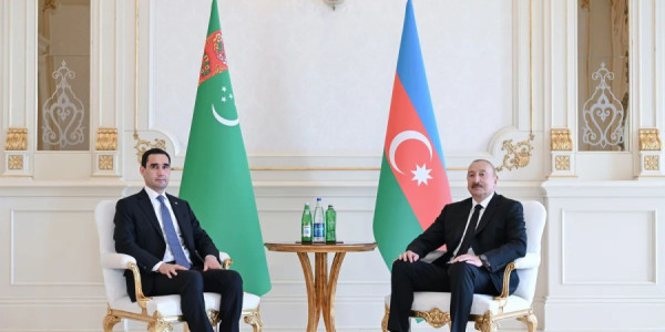 İlham Əliyevin Türkmənistan Prezidenti ilə təkbətək görüşü olub