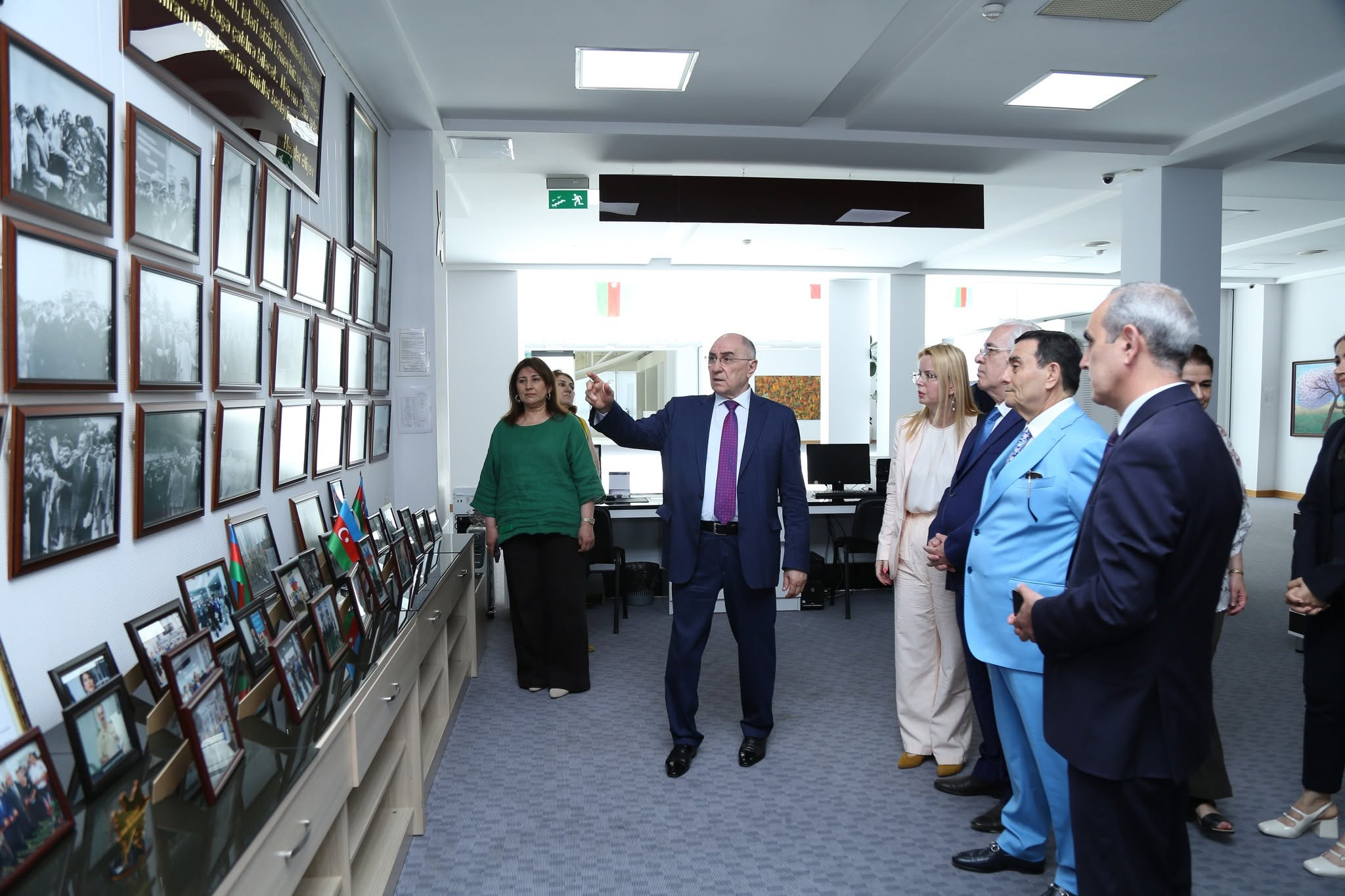 Albaniya Elmlər Akademiyasının nümayəndə heyəti MEK-in qonağı olub