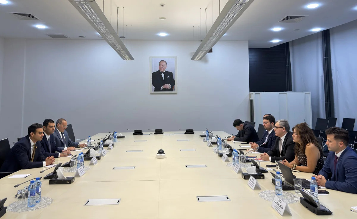 ABŞ konqresmeninə Azərbaycanın investisiya imkanları barədə məlumat verilib