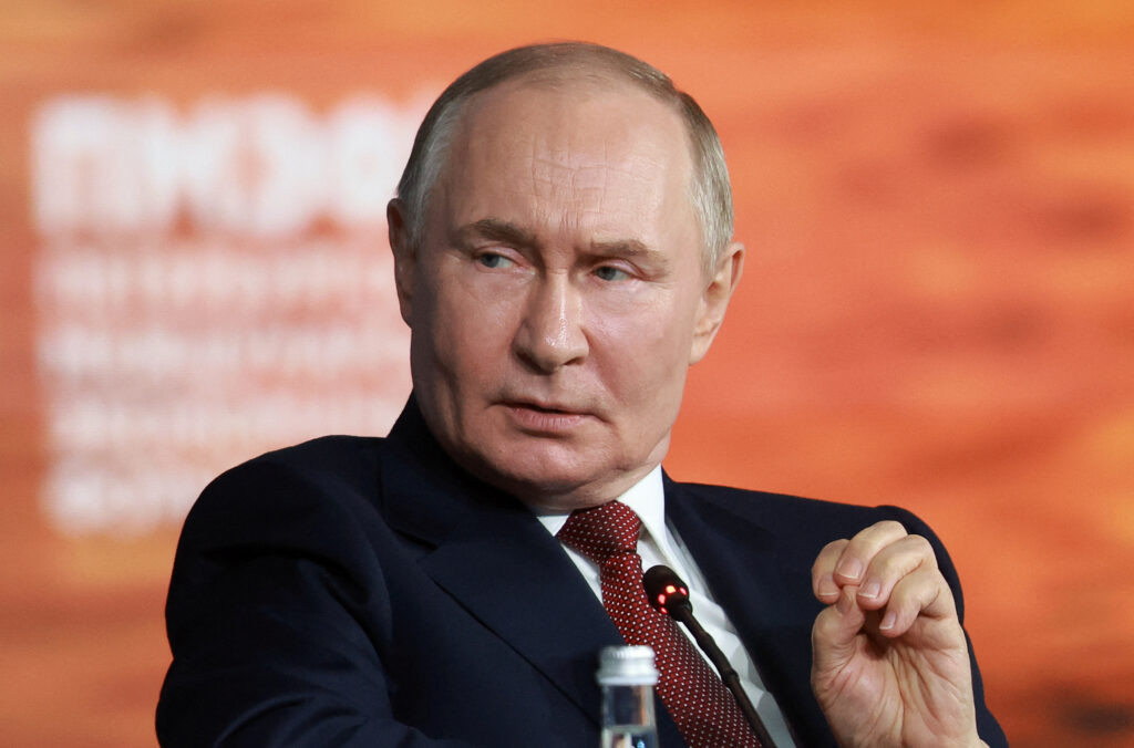 Putin: Qərb Rusiya barədə yalan danışır