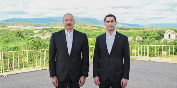 Azərbaycan və Türkmənistan prezidentləri Füzuli şəhərinin dağıdılmış yerlərinə baxıblar