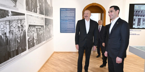 Azərbaycan və Türkmənistan prezidentləri Şuşada "Heydər Əliyev və Qarabağ" sərgisi ilə tanış olublar