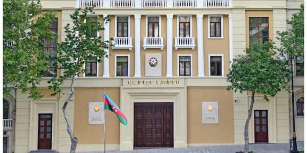 Azərbaycanda xüsusi karantin rejiminin müddəti uzadılıb