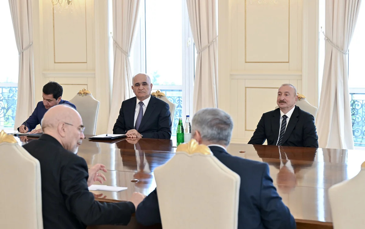 İlham Əliyev Qalibafa: Arzu edirəm ki, bölgədə heç bir müharibə olmasın