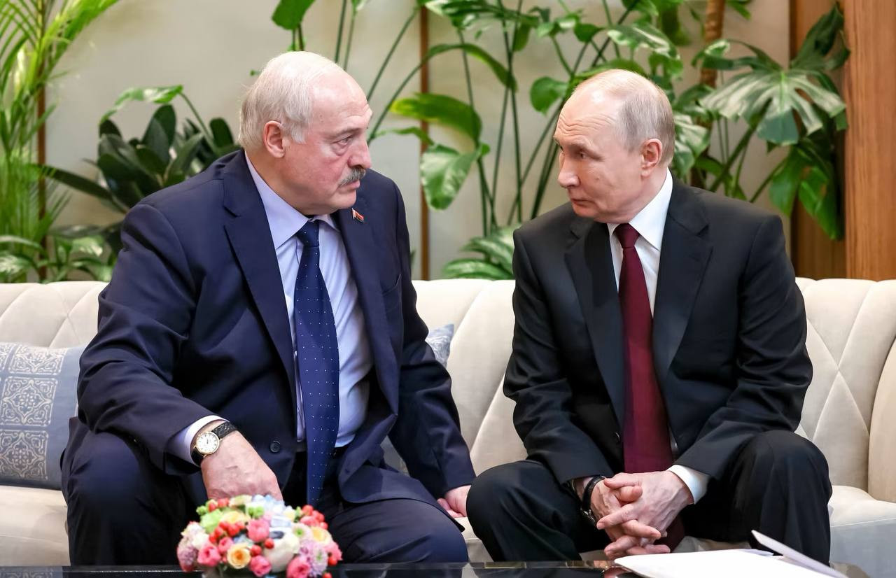 Ukraynaya qarşı yeni cəbhə təhlükəsi: Putin Lukaşenkoya təzyiq göstərir