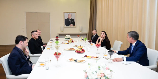 Leyla Əliyeva Vatikan Apostol Kitabxanası və Apostol Arxivinin rəhbəri ilə görüşüb