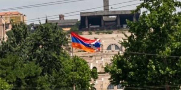 Fransa meydanında separatçı simvollarla bağlı gərginlik yaşandı